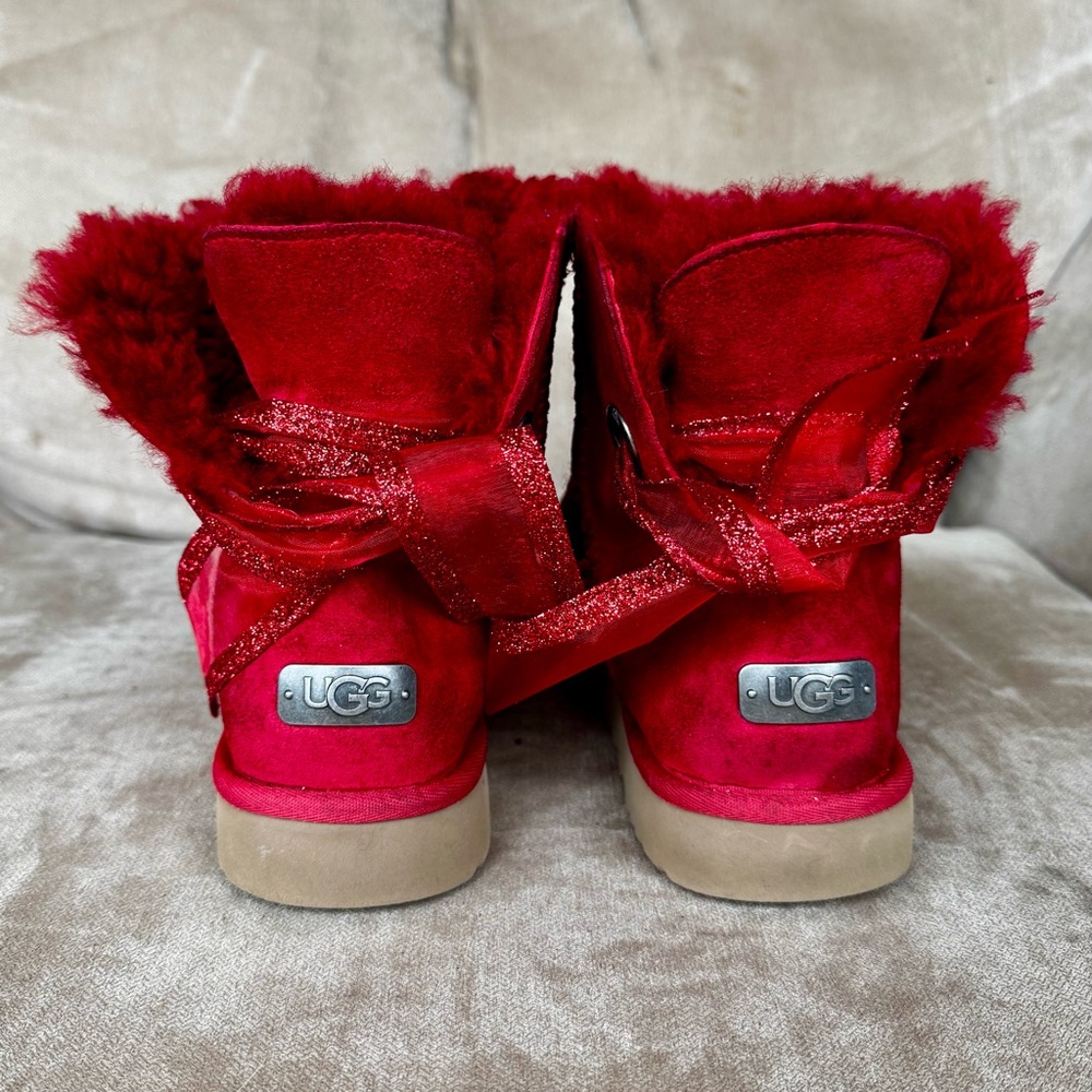 UGGS Australia Women's Sz 9 Boots Mini Bailey Bow Red Suede Lining Ankle Boot - Picture 6 of 9